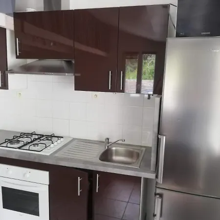 Le Clos Des Pins Nyaraló *