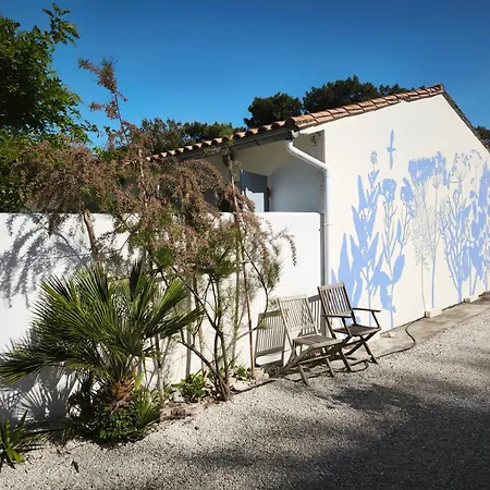 Le Clos Des Pins - Ile De Re *