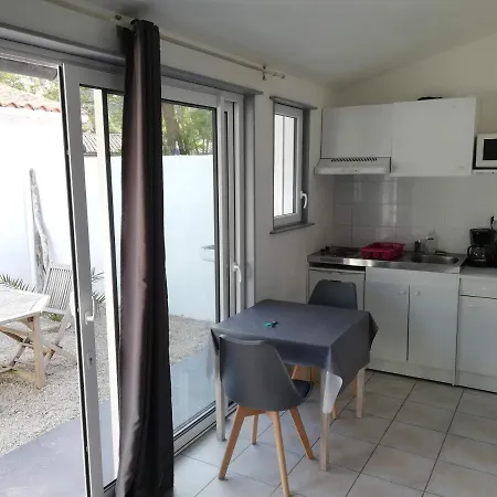 Le Clos Des Pins Rivedoux-Plage