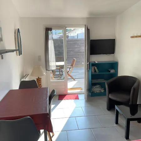 Le Clos Des Pins Holiday home Rivedoux-Plage